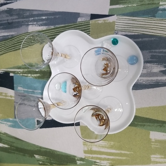 5 Vtg Aperitif Glasses With Gold Ribbon Stems - Picture 6 of 9